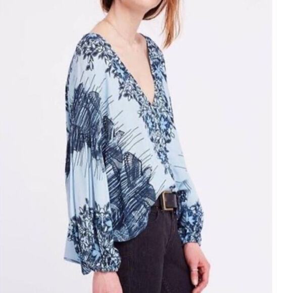 Free People Birds Of A Feather Top In Sky Blue Size XS - Picture 9 of 9